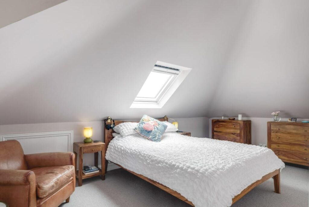 Ways to Make Money With Loft Clearances