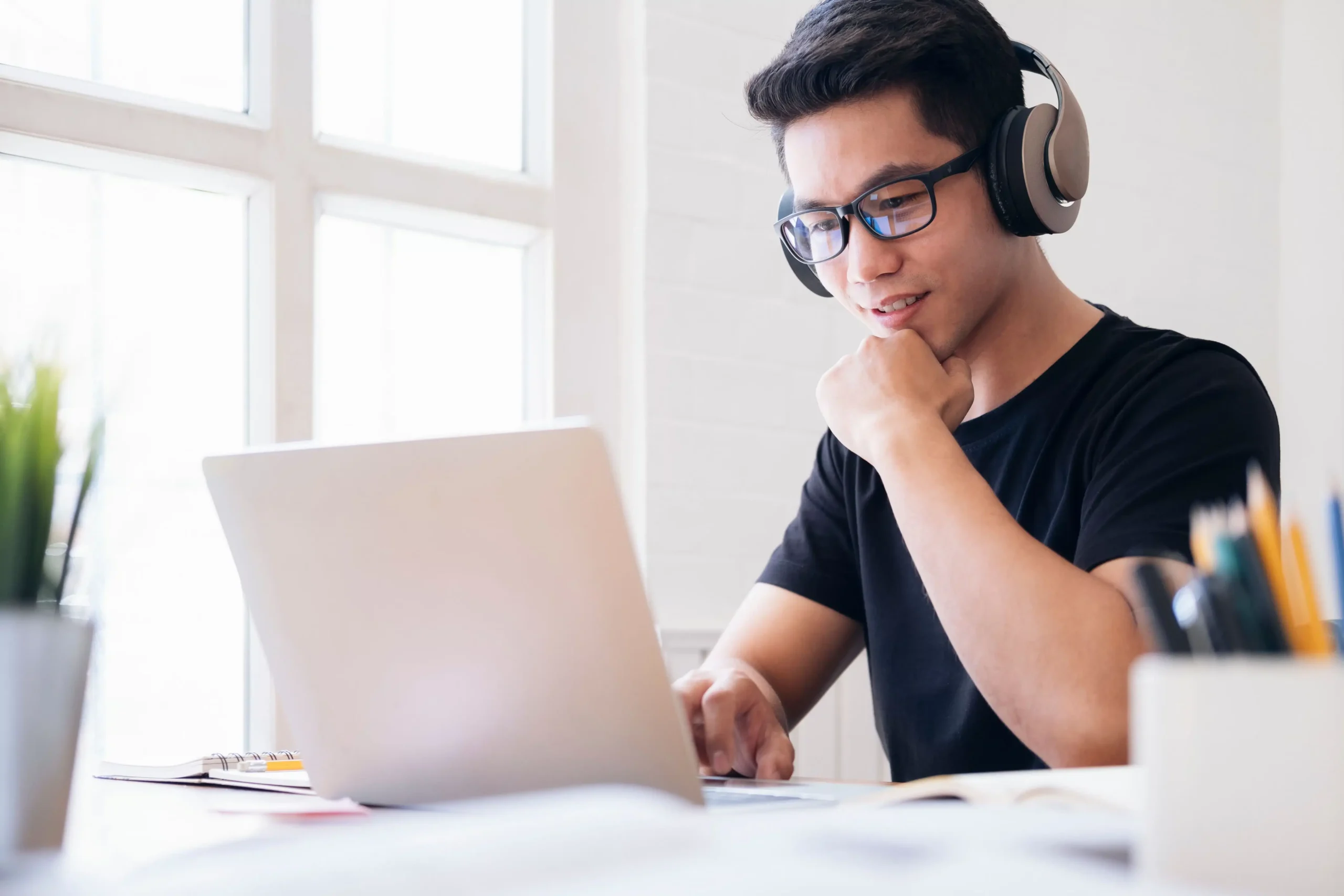 How to Hire Your First Virtual Assistant
