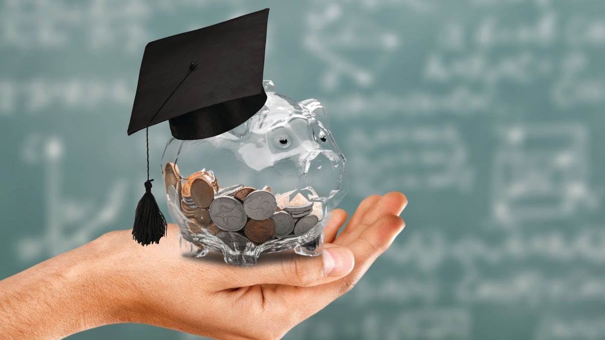 6 Tips for Paying off your Student Loans 6 Tips for Paying off your Student Loans