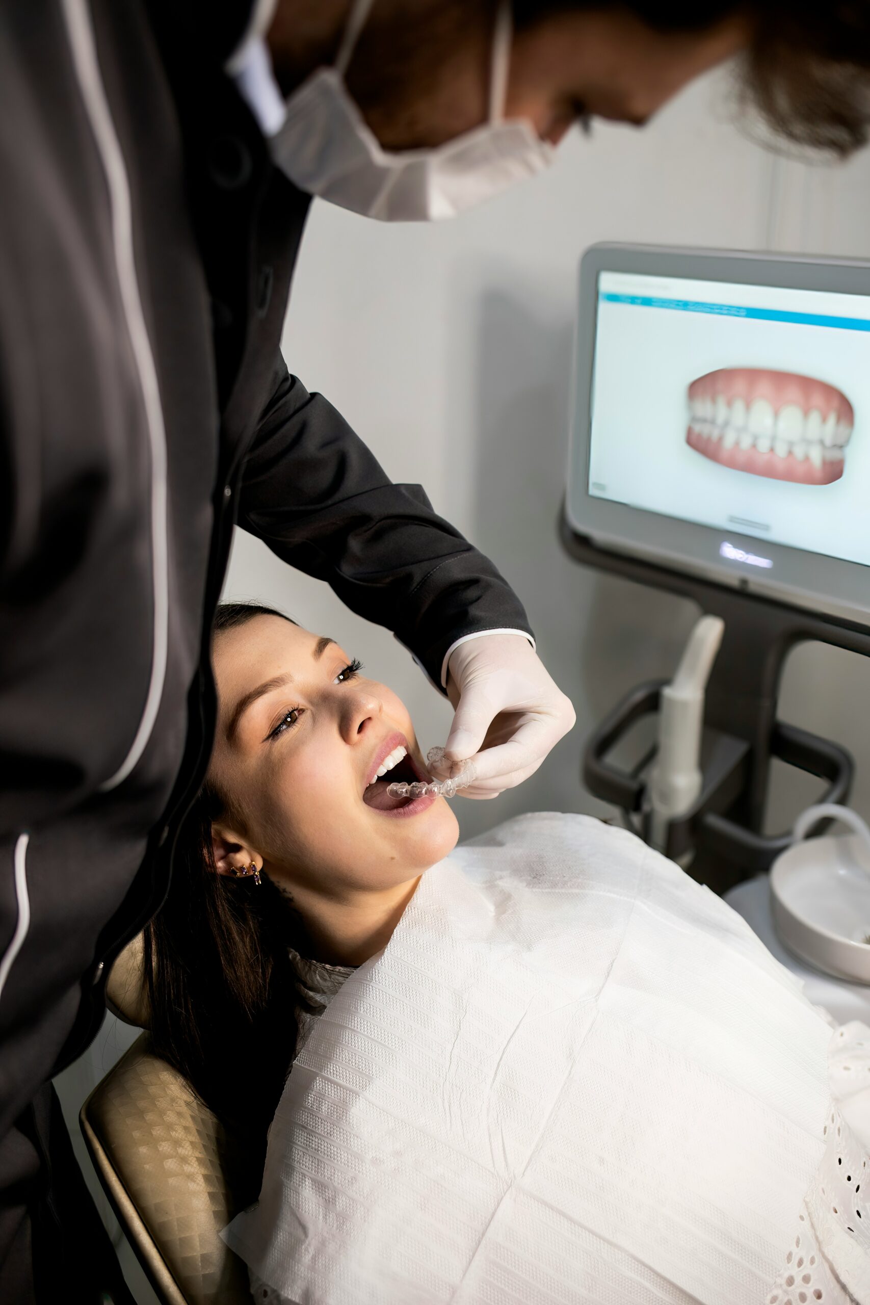 What Kind of Veneers Should You Choose for Healthy Teeth? What Kind of Veneers Should You Choose for Healthy Teeth?