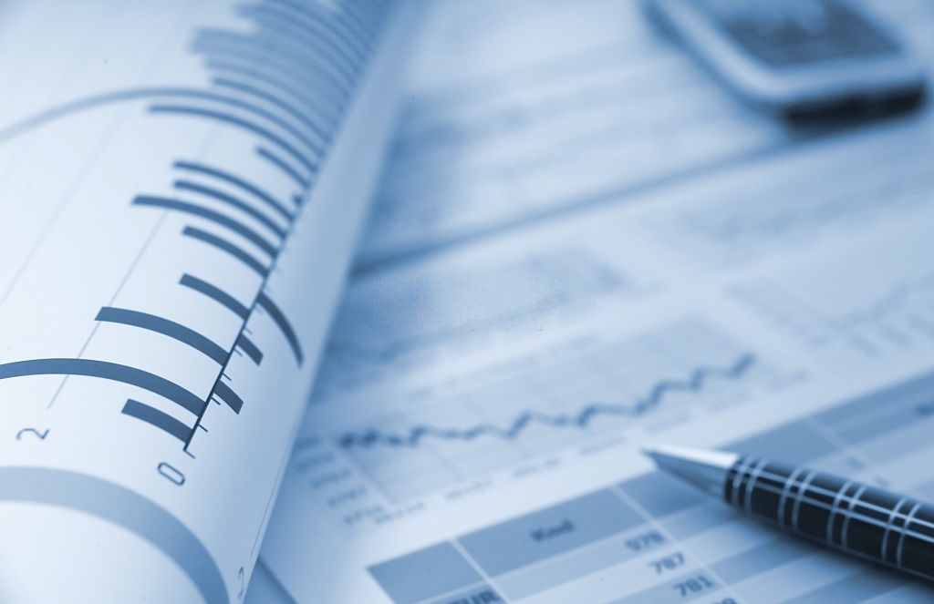 How Can I Stay on Top of Financial News? Stay on Top of Financial News