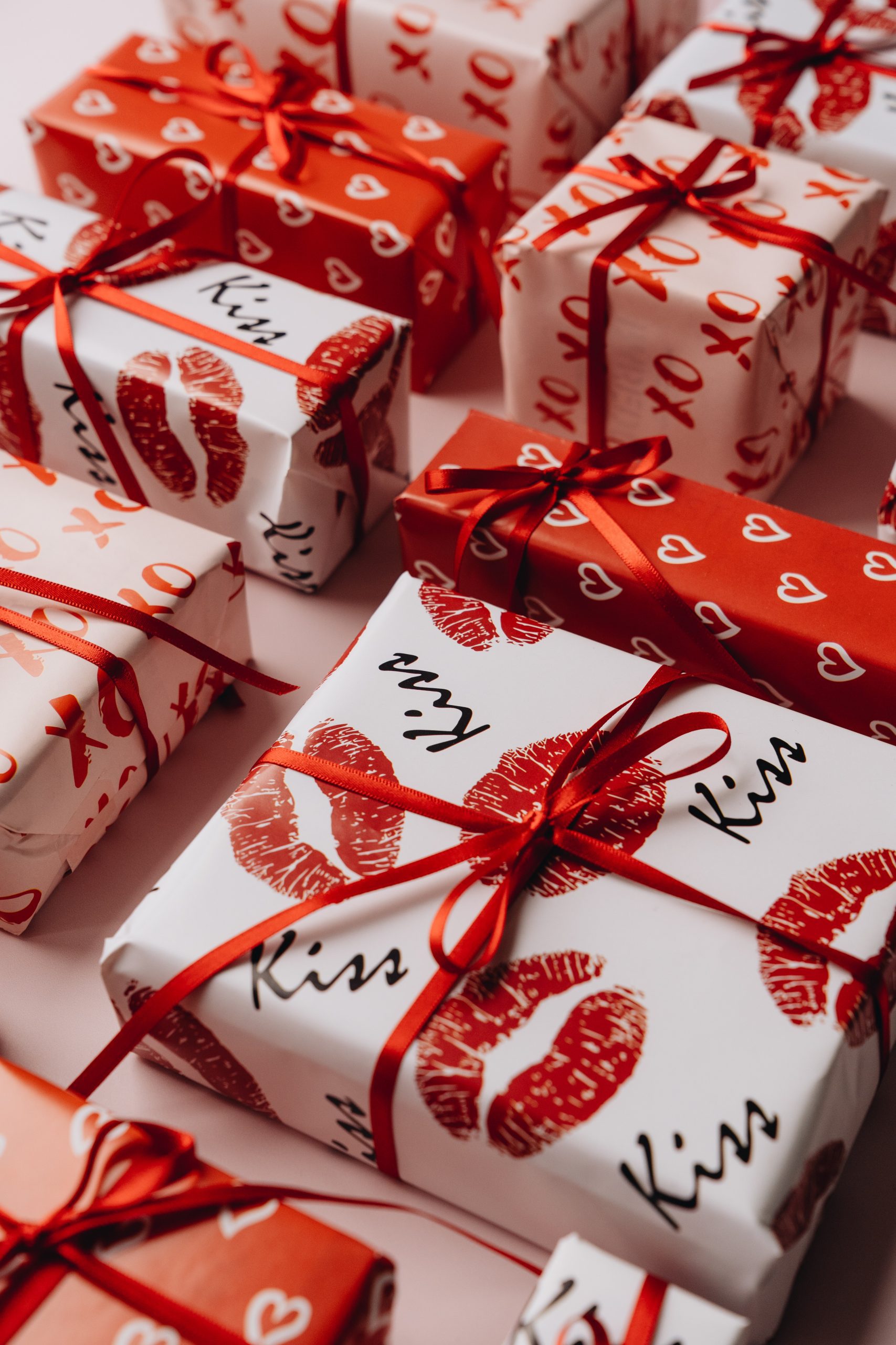 Why Are Gifts So Important in Your Happy Relation?