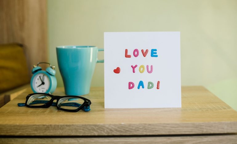 You Can Earn Cash With Father's Day eCards