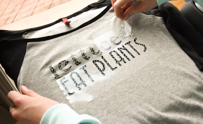 8 Reasons Why T-shirt Printing is Trending in 2023
