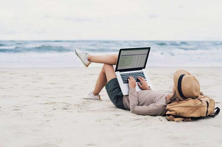 How Much Does a Digital Nomad Make? How Much Does a Digital Nomad Make