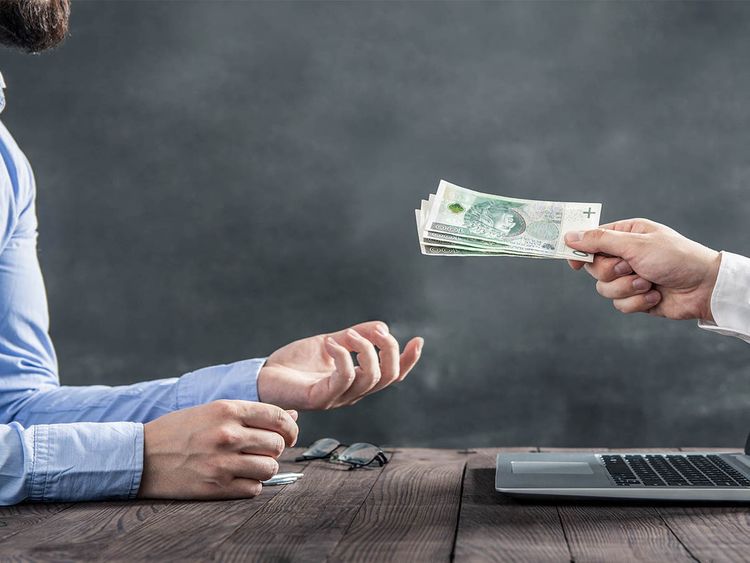 How to Save Money While Shopping Online? How to Save Money While Shopping Online