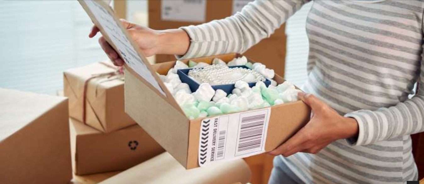What Online Store has the Fastest Shipping?