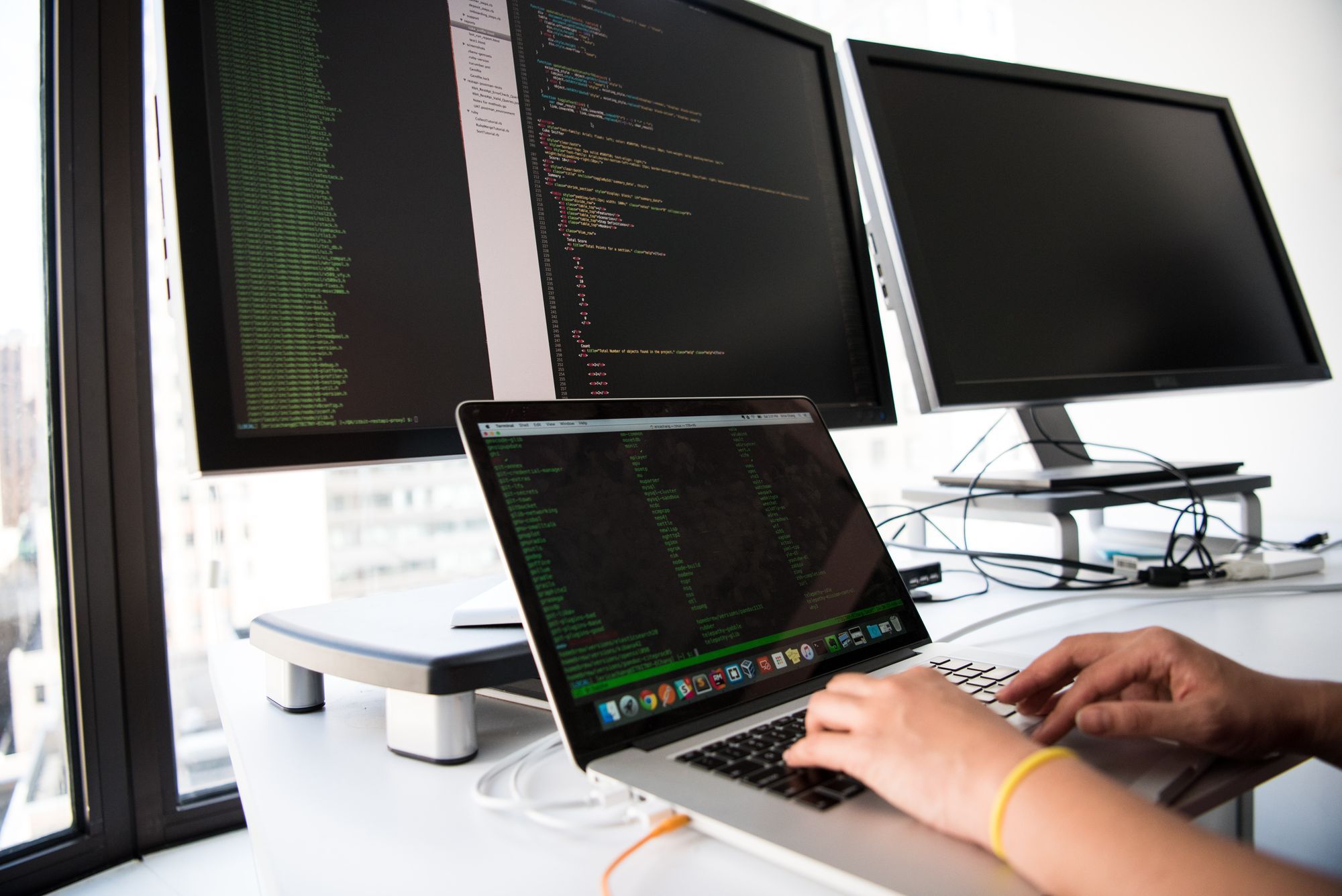 Do Software Engineers Write Algorithms? Do Software Engineers Write Algorithms?