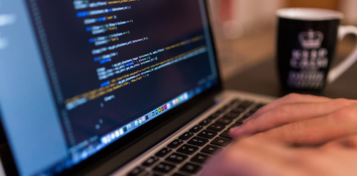 How to Build a Data Analytics Program How to Build a Data Analytics Program