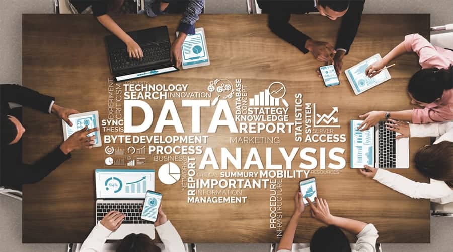 How to Sell Data Analytics Services How to Sell Data Analytics Services