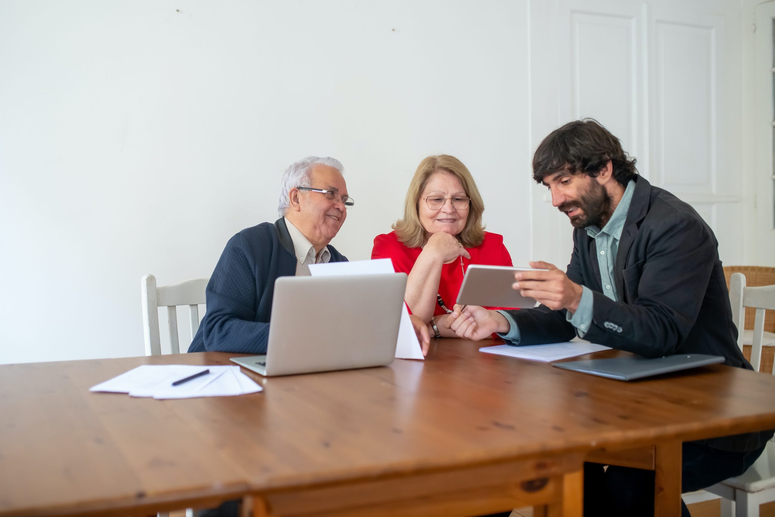 The Evolution of Esurance: How They Became a Leader in the Digital Insurance Space The Evolution of Esurance: How They Became a Leader in the Digital Insurance Space