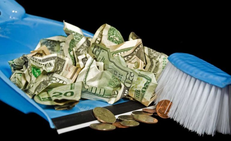 Making Money From Decluttering Services