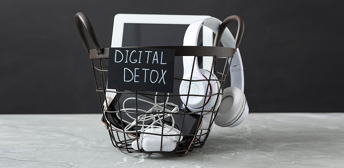 Digital Detox as a Preventive Measure For Depression And Apathy