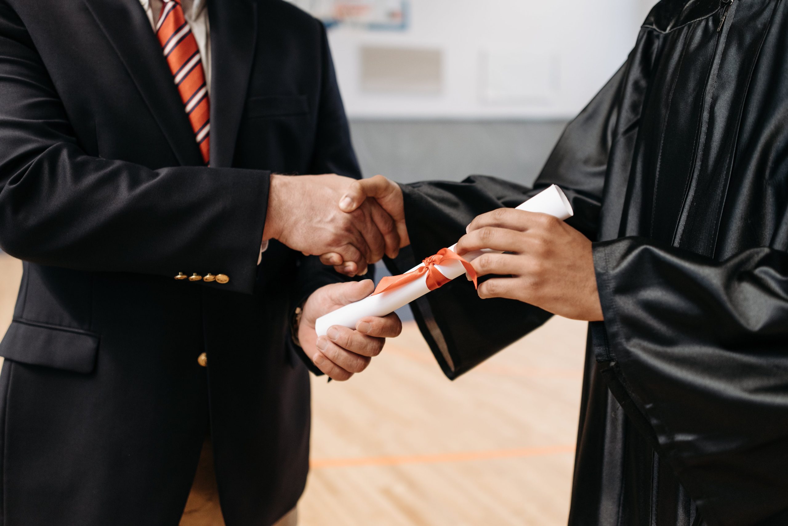 Mastering Public Administration: Navigating Success through Online Graduate Programs