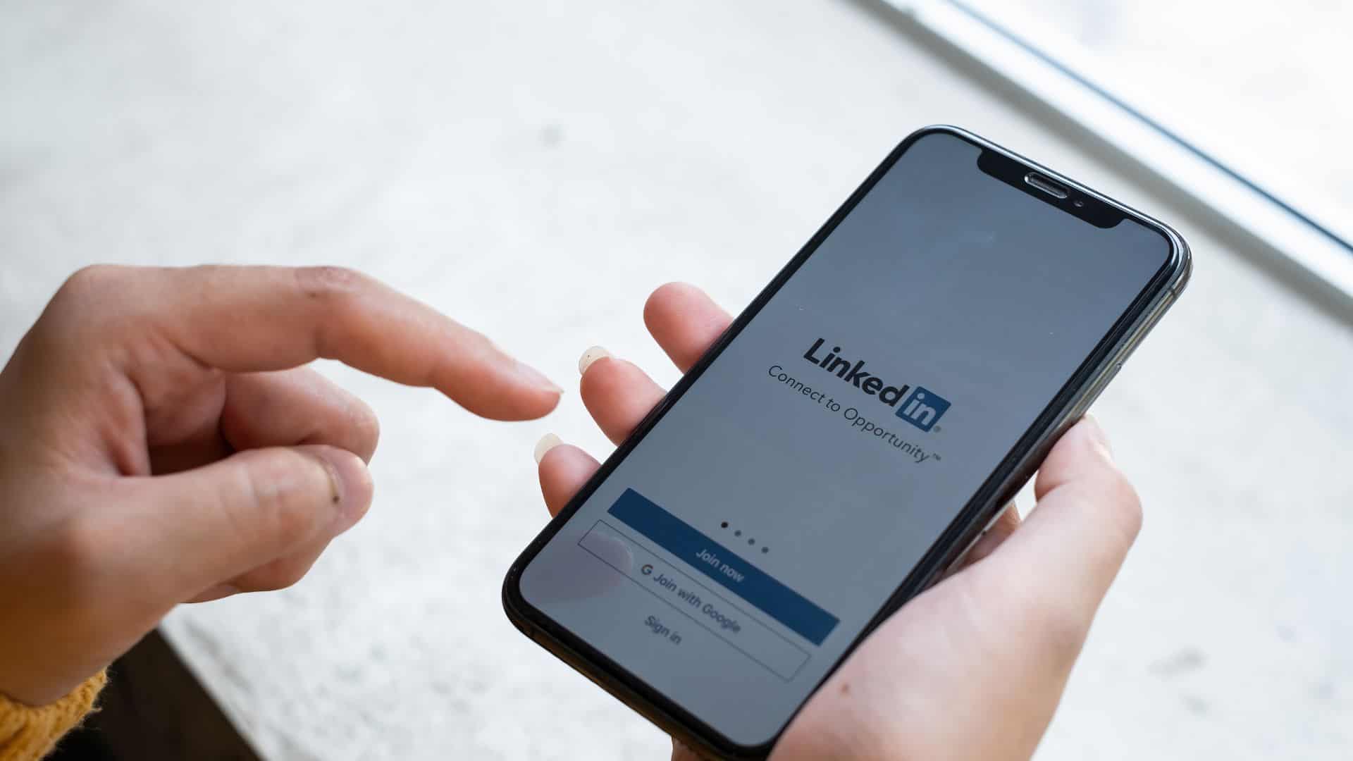 How to Build a Brand on Linkedin