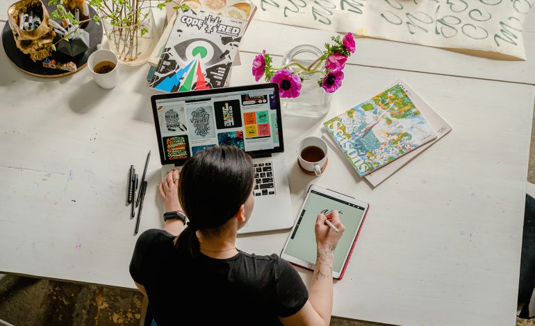  What Are 5 Things Graphic Designers do?