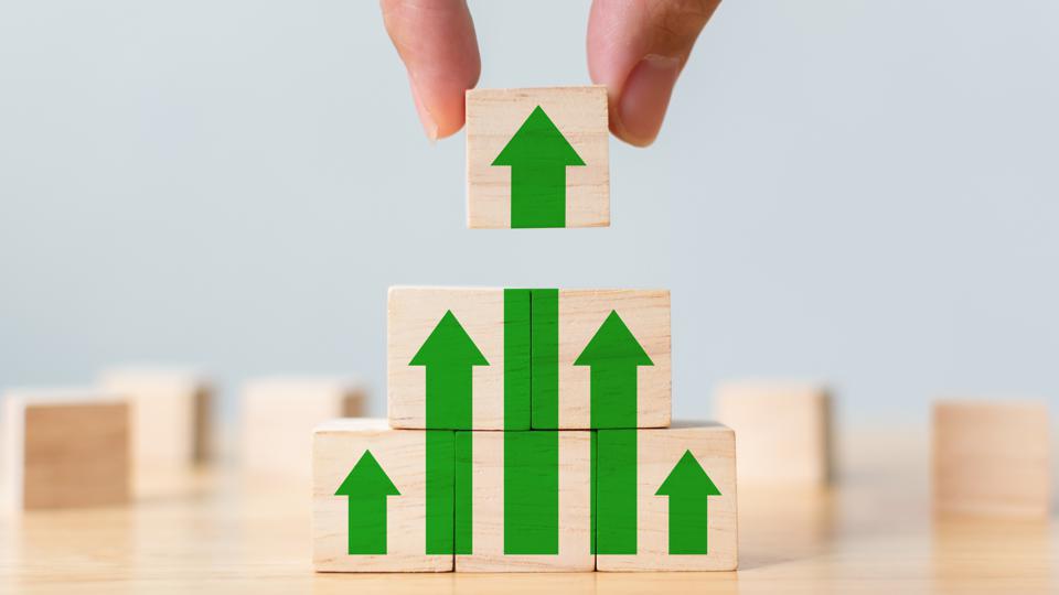 Building Wealth With Dividend Investing: A Beginner's Guide Building Wealth With Dividend Investing: A Beginner's Guide