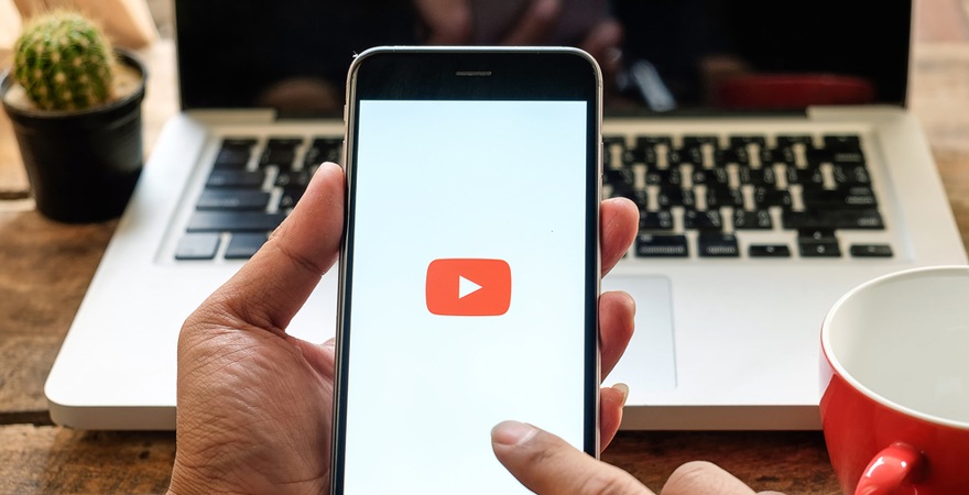 Earning Passive Income as a YouTuber: From Hobby to Business Earning Passive Income as a YouTuber: From Hobby to Business