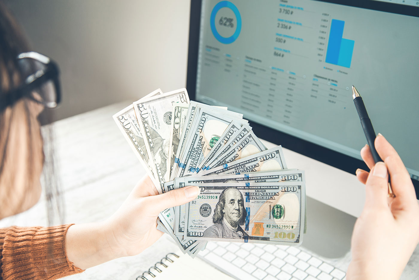 Generating Passive Income Through Affiliate Marketing: Job or Hobby