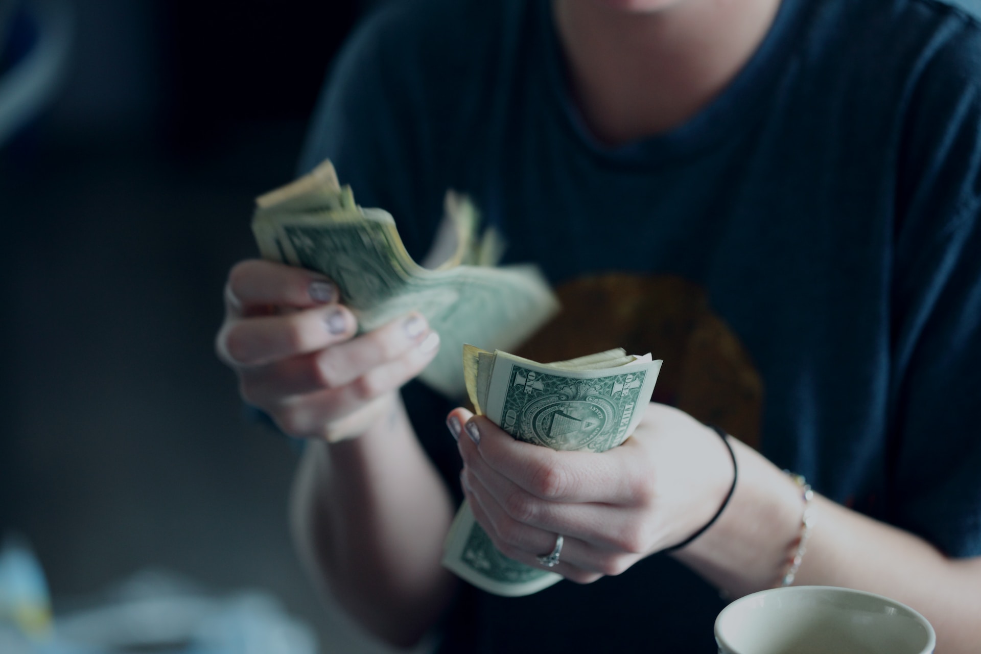 Passive Income Ideas for Freelancers: Money Making While Sleep