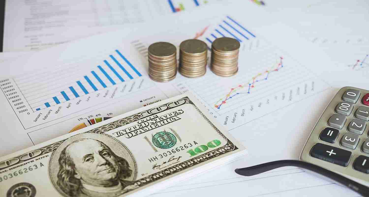 Balancing Act: Finding the Right Mix of Liquid Assets for Your Investment Strategy Balancing Act: Finding the Right Mix of Liquid Assets for Your Investment Strategy