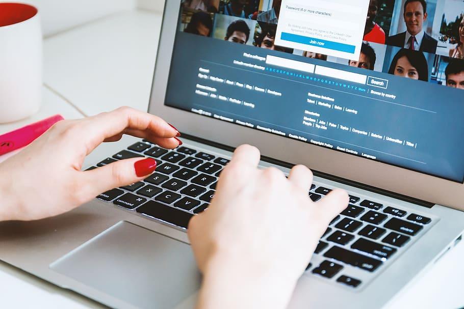 Which Online Job is Best for Beginners? Which Online Job is Best for Beginners?