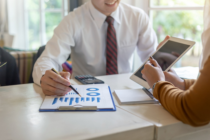How to Become a Financial Advisor How to Become a Financial Advisor