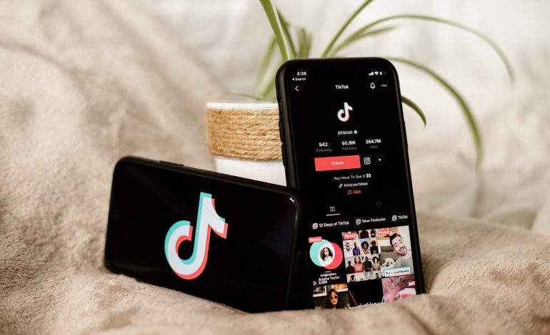 Stay Ahead of the Curve: 6 Powerful TikTok Marketing Strategies for Brand Growth