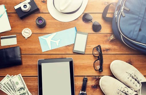 Digital Nomad Travel Gear: Essential Items to Pack