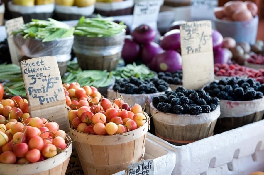 Farmers Market Etiquette: Do's and Don'ts