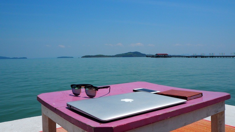 How to Learn New Skills as a Digital Nomad