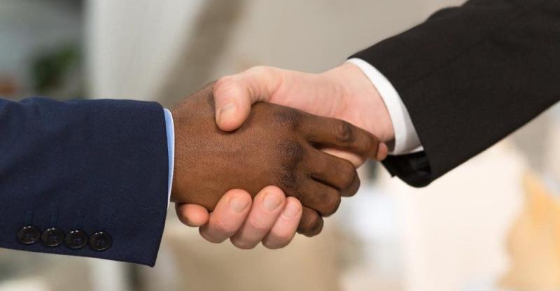 Infrastructure Project Finance: How Government and Private Investors Collaborate Infrastructure Project Finance: How Government and Private Investors Collaborate