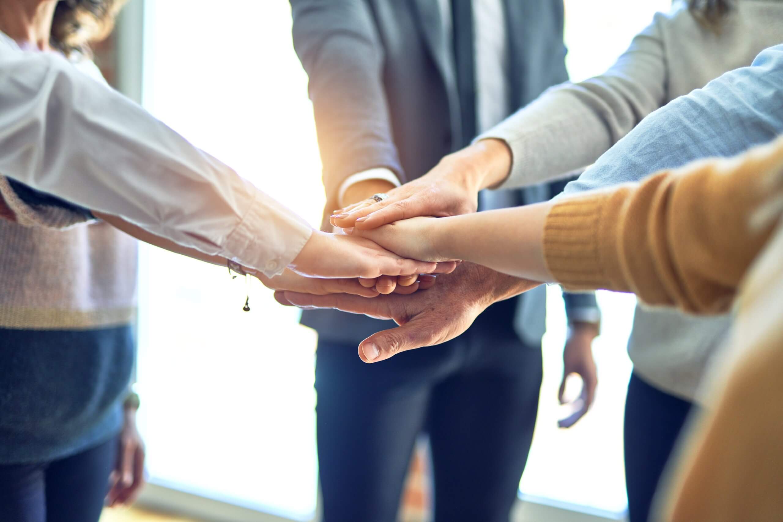 Hybrid Work and Employee Engagement: How to Boost Engagement and Retention