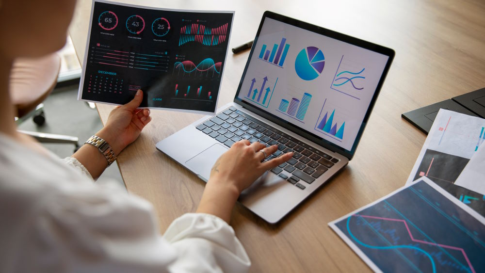 The Benefits of Data as a Service for Data-driven Decision Making The Benefits of Data as a Service for Data-driven Decision Making