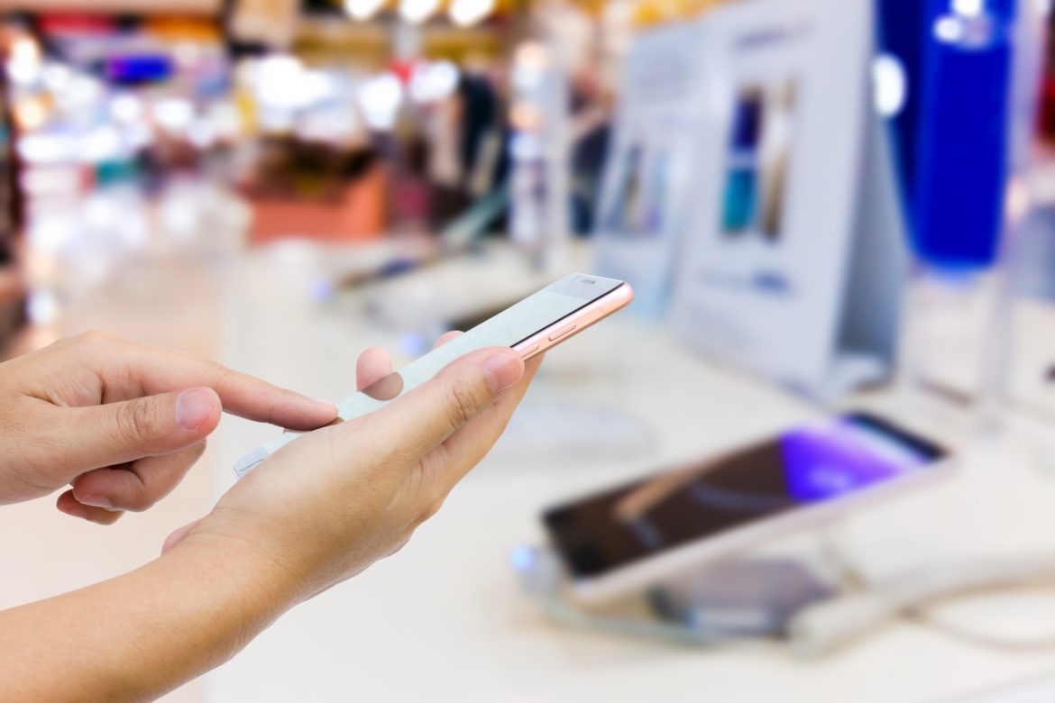 The Importance of Mobile Commerce in Omnichannel Retailing