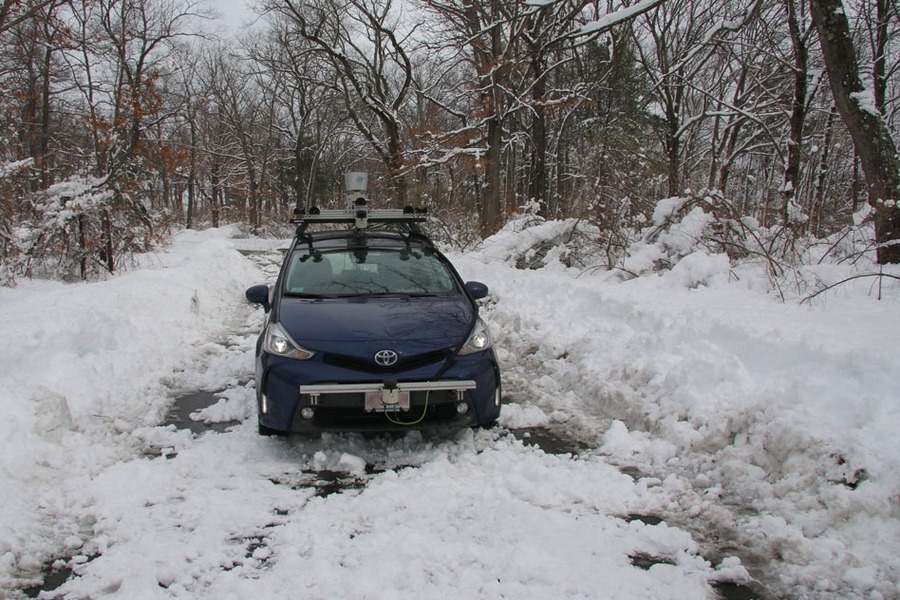 How Autonomous Vehicles Handle Extreme Weather Conditions
