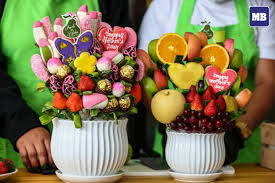 Make Money with Your Own Edible Fruit Bouquet Business